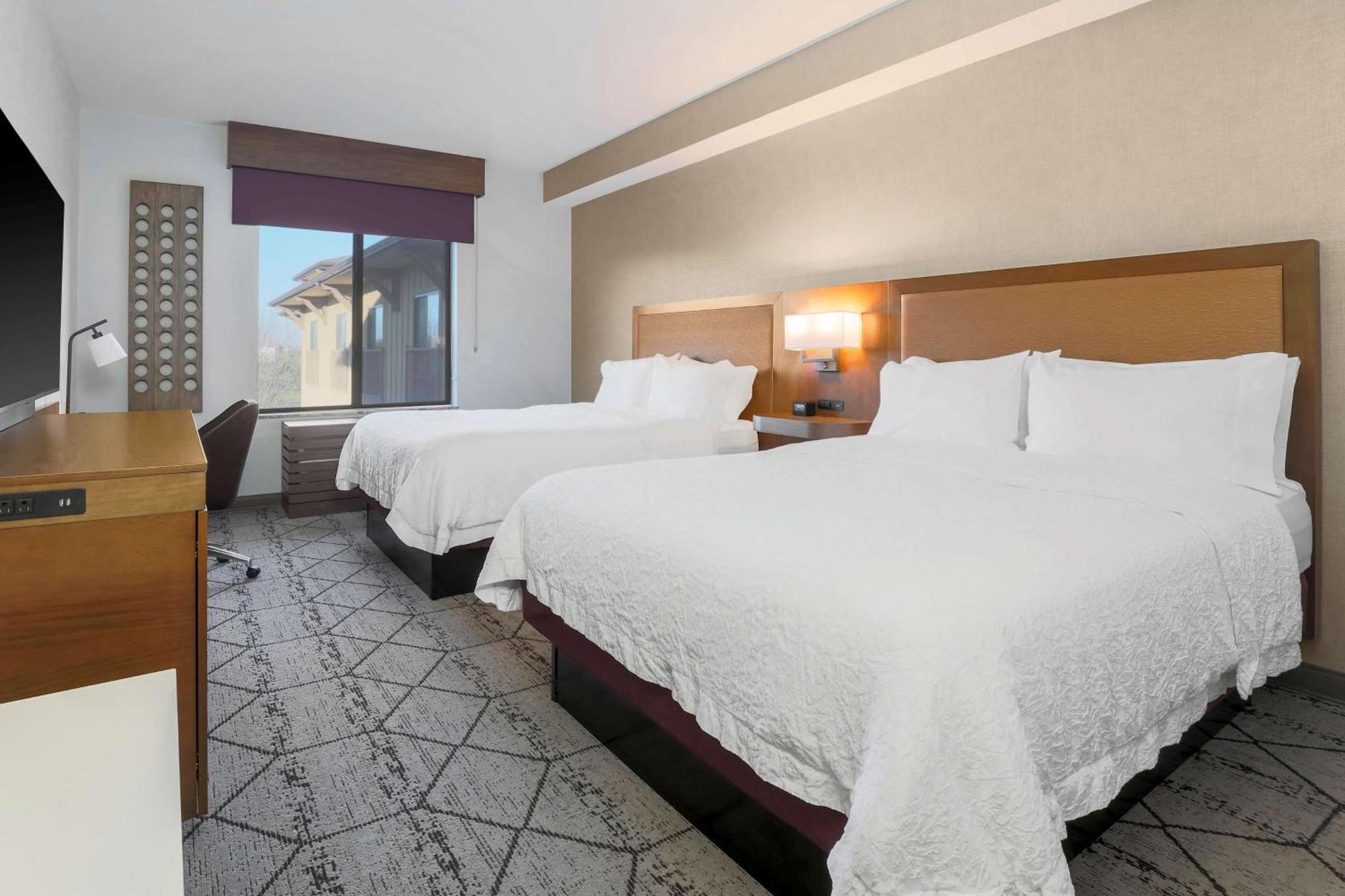 Hampton Inn & Suites Windsor-Sonoma Wine Country Extérieur photo