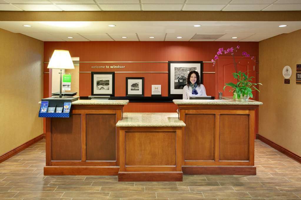 Hampton Inn & Suites Windsor-Sonoma Wine Country Intérieur photo